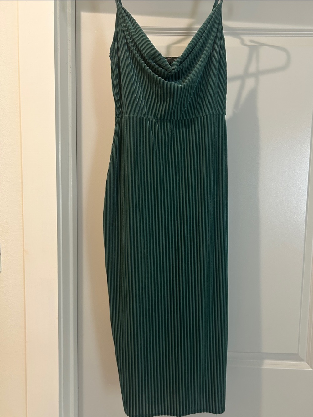 House of Harlow 1960 Green Pleated Cowl Midi Dress